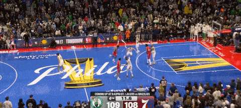 星空体育-关于赛地聚焦——NBA季后赛关键时刻热度飙升；费城76人更衣室发声；信心回归；训练强度明显提升的信息-星空体育