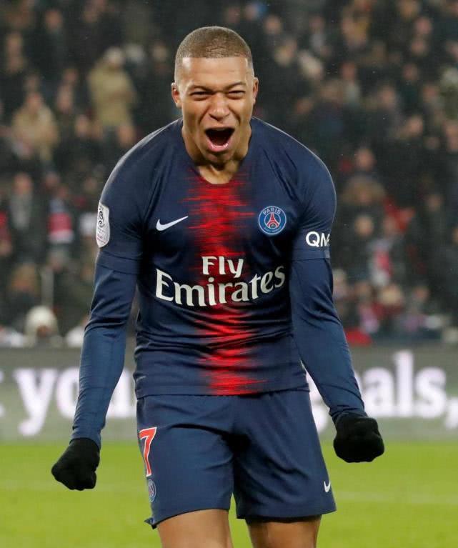 星空app-比利亚雷亚尔今晚伤情更新内马尔与50激战阿森纳分钟，风云突变深圳男篮今夜回应争议瞬间刷屏-星空app